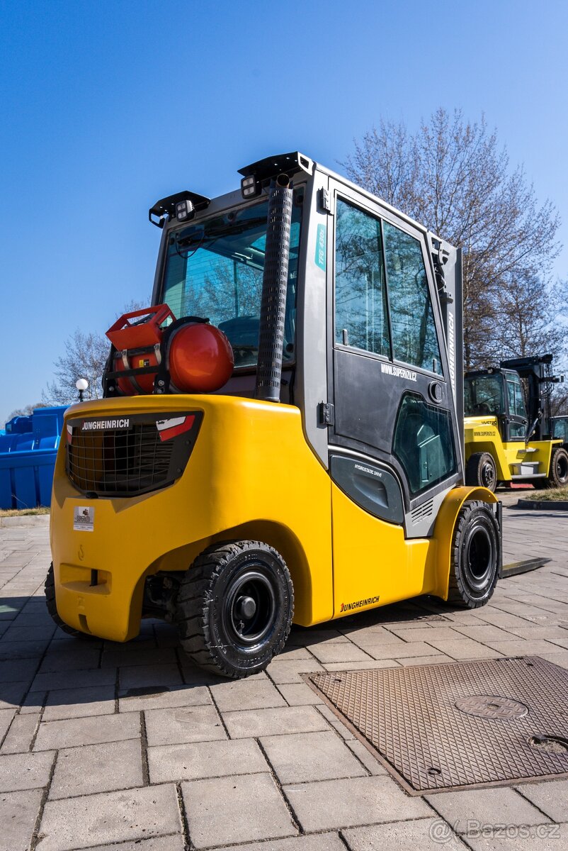Vysokozdvižný vozík Jungheinrich TFG 430s (VV0060) - 3