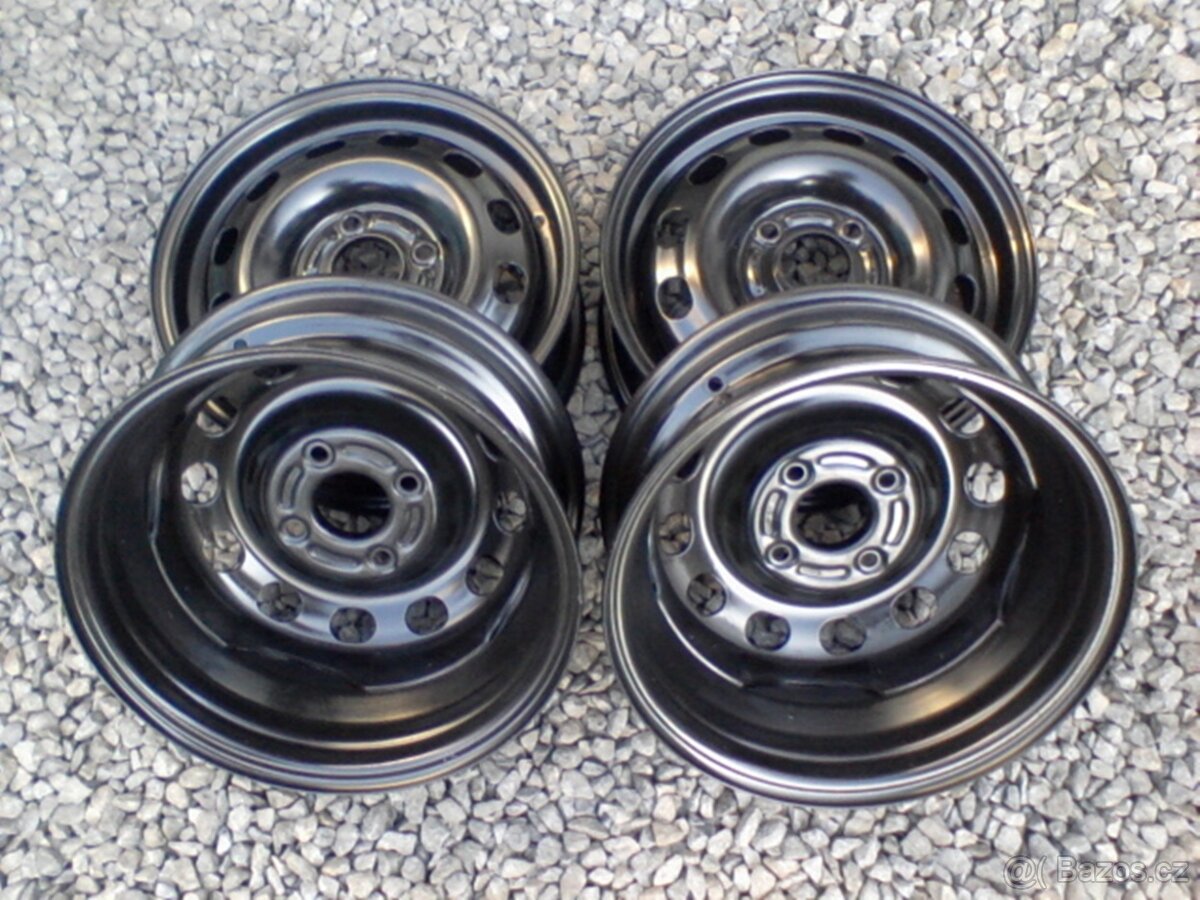 Nové 14 plechové disky Ford Fiesta,Puma,Mazda 121 - 3