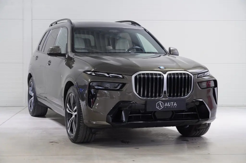 BMW X7, 40i,M-PAKET,HUD,PANO,ZÁRUKA - 3