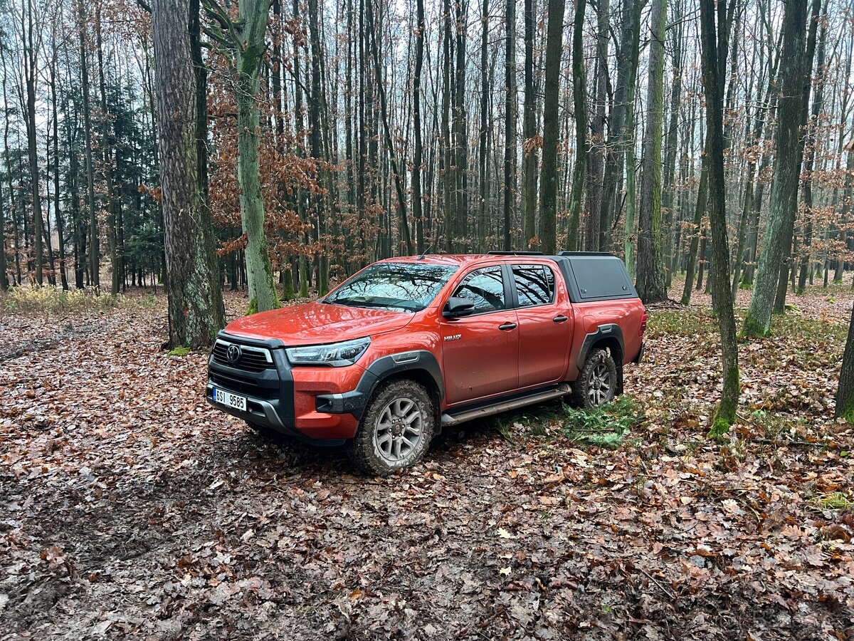 Toyota Hilux Invicible 2,8