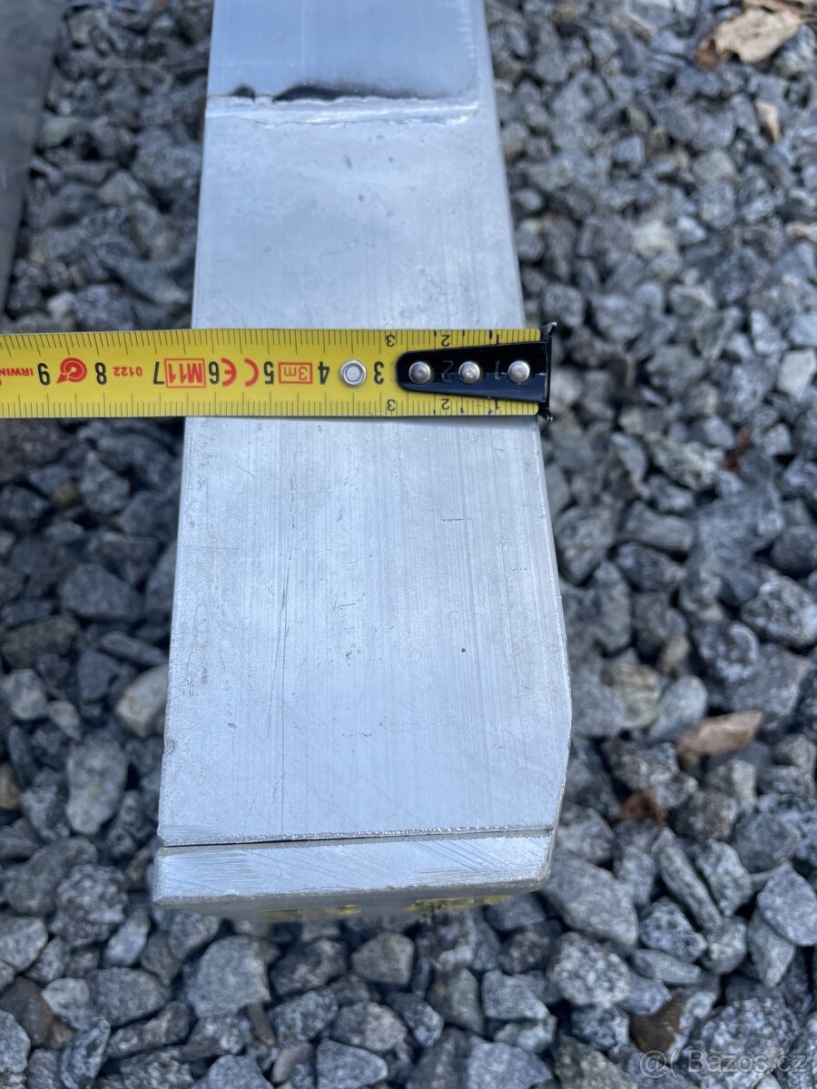 ALU hliníkovy U profil 120x65x10 - 3