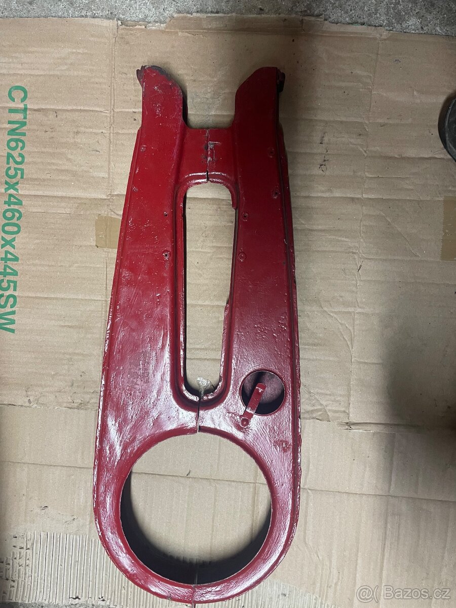 Díly na jawa panelka,skútr “prase” a péráka - 3