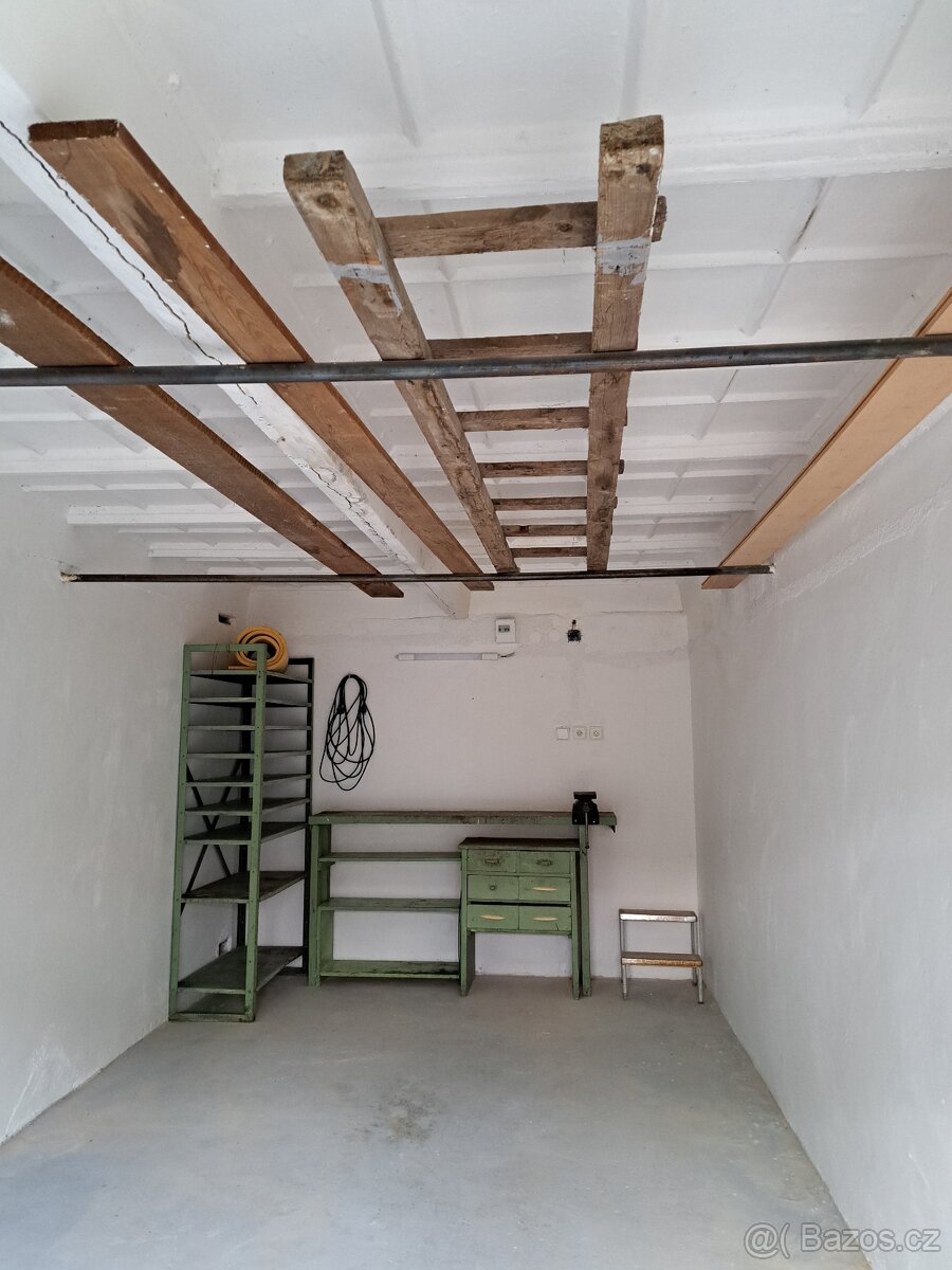 Pronájem garáže - 3