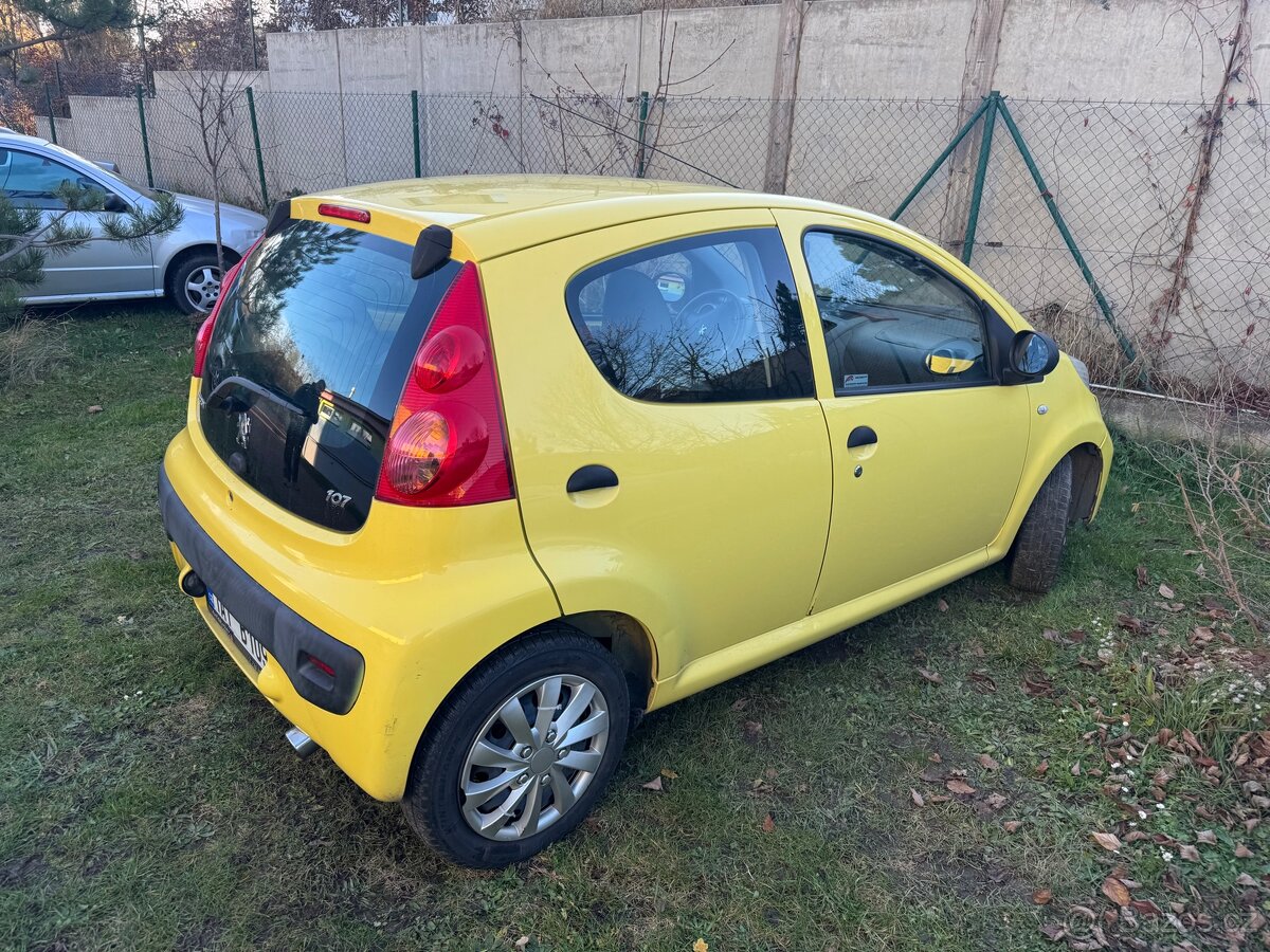 Peugeot 107 94000 km - 3