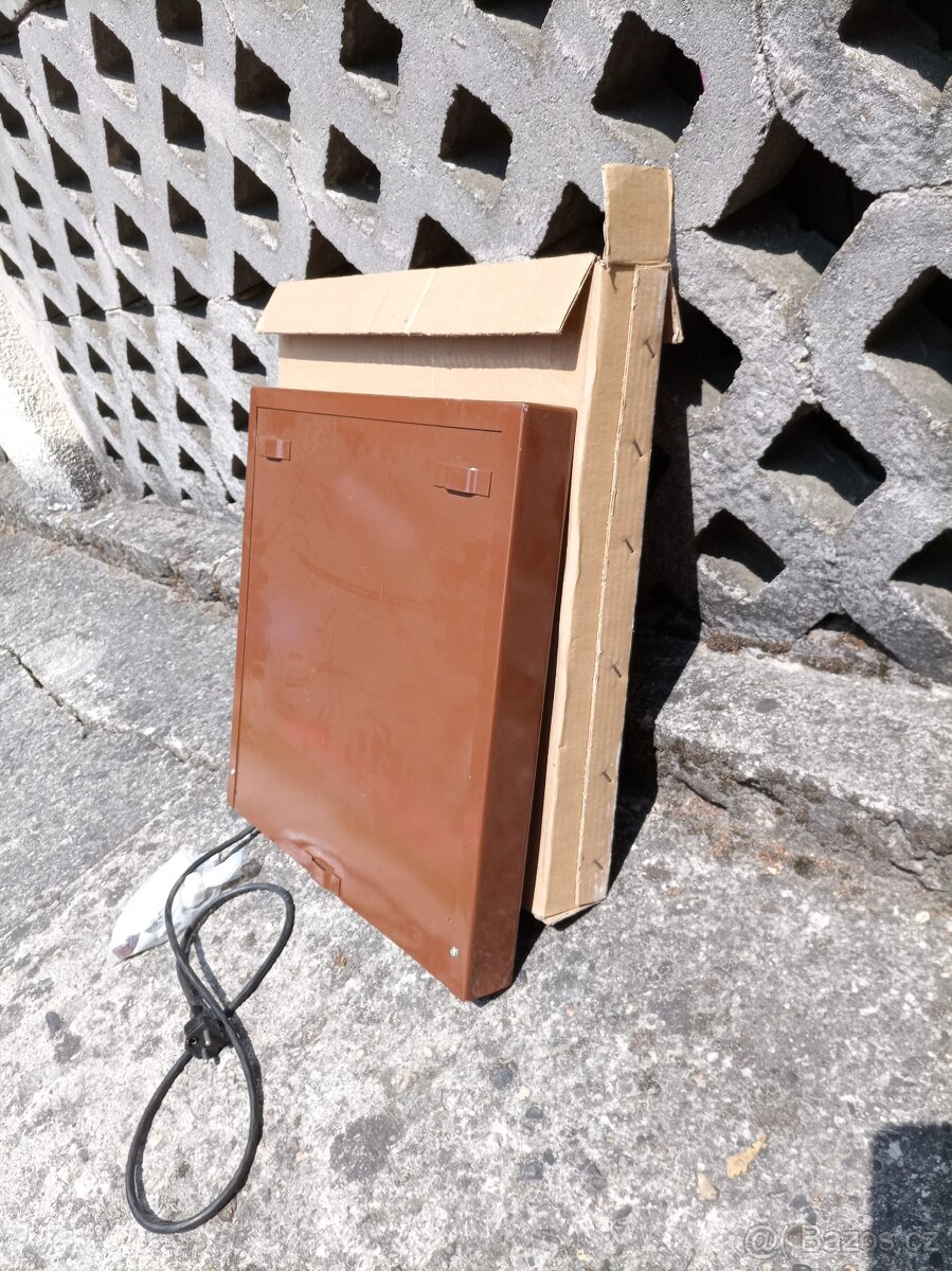 Nástěnný elektrický přímotop - 3