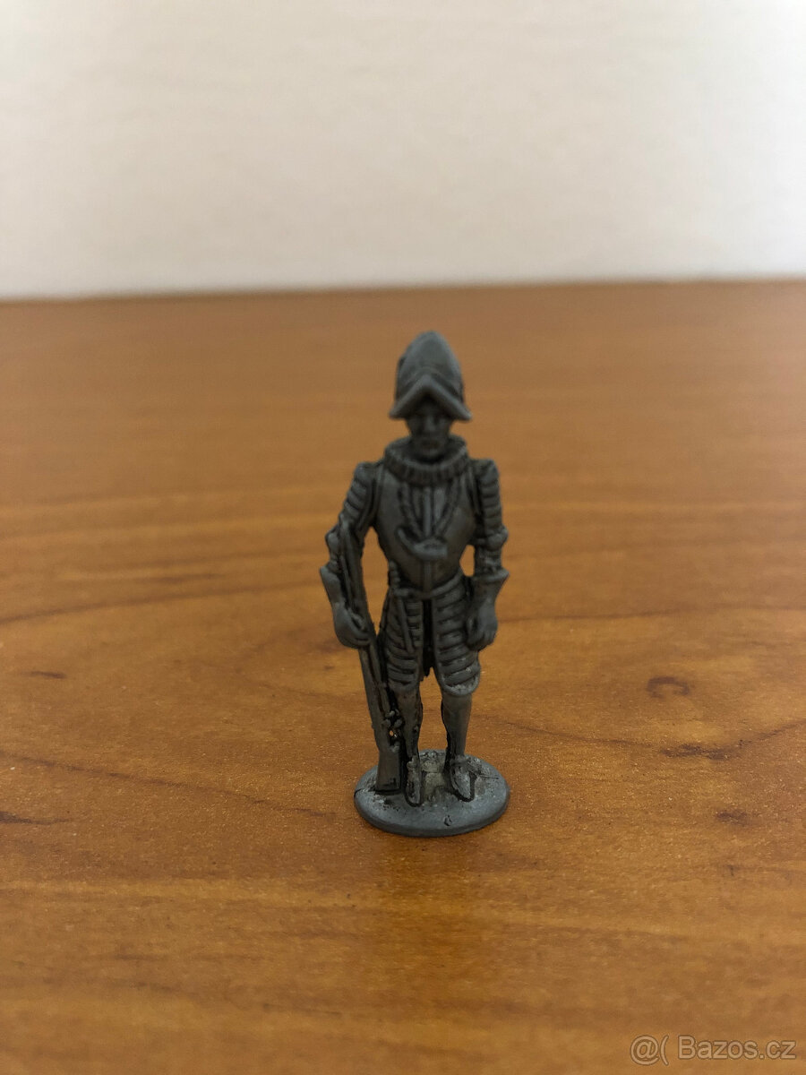 Stará Kinder figurka voják r. 1979 - 3