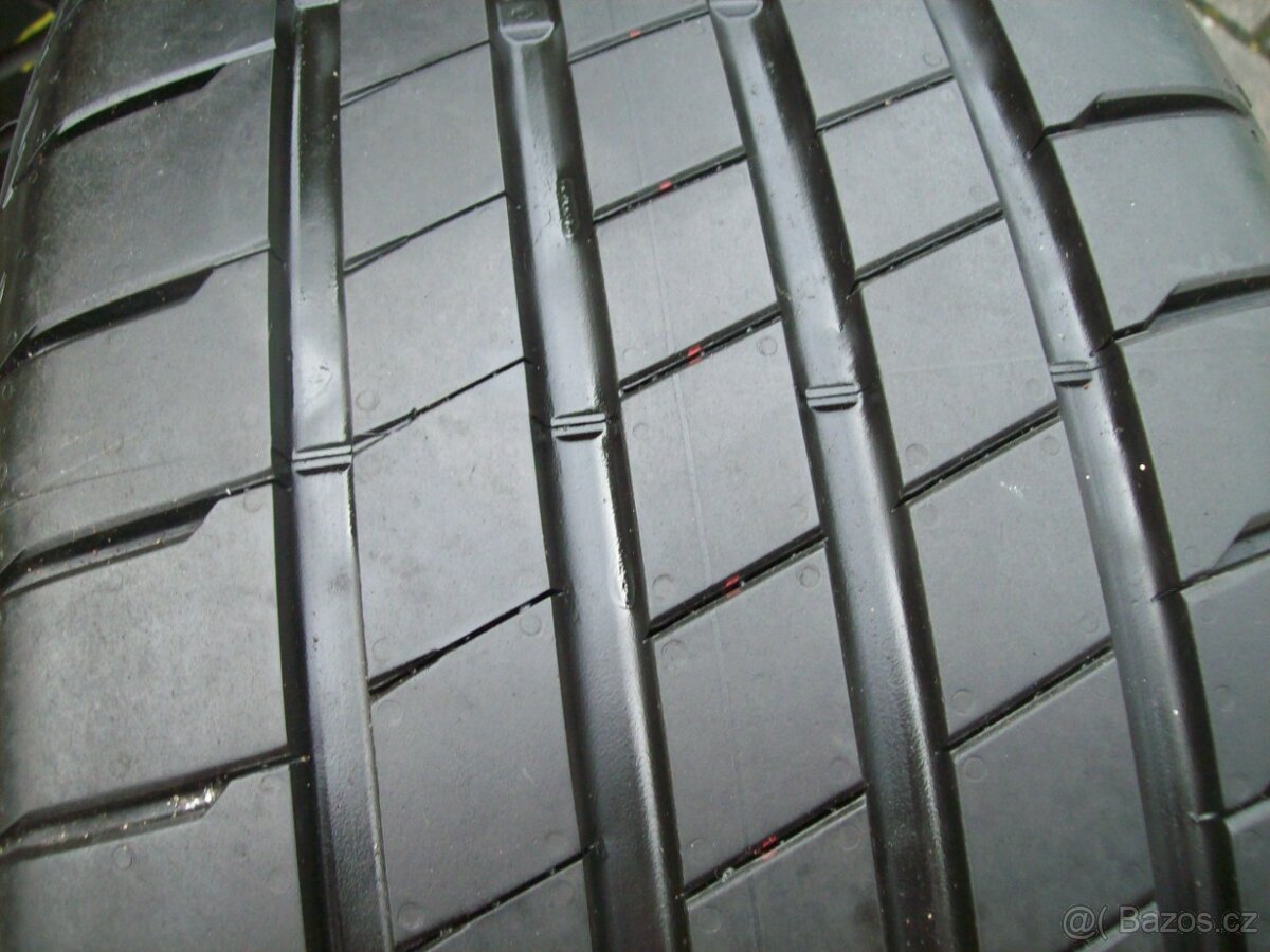 sada letní pneu z Octavia IV RS 225.40.19 93Y 99% - 3