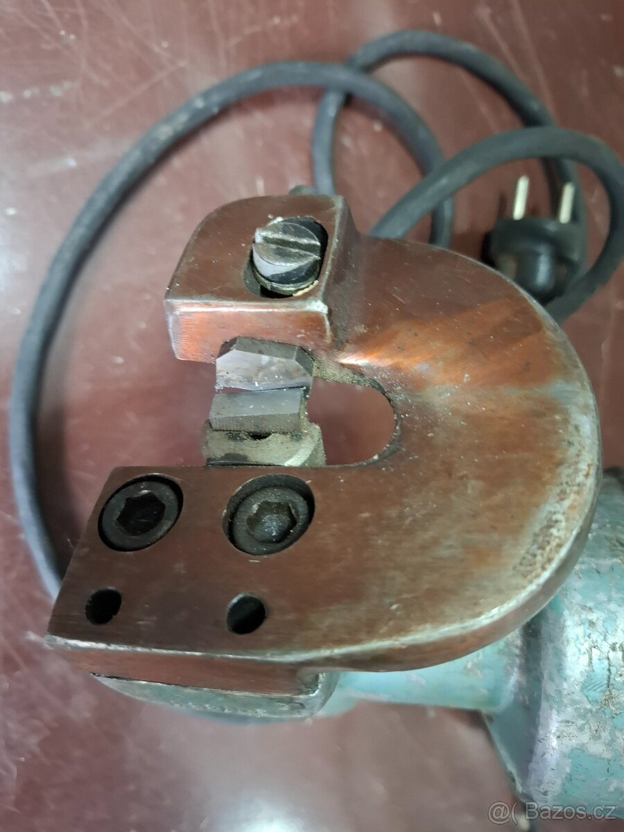 Elektrické nůžky na plech EN3 - 3