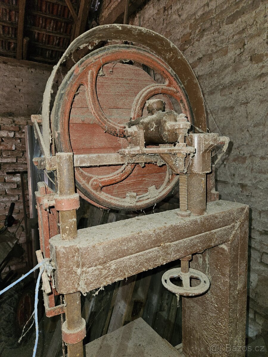 Retro pásová pila - 3