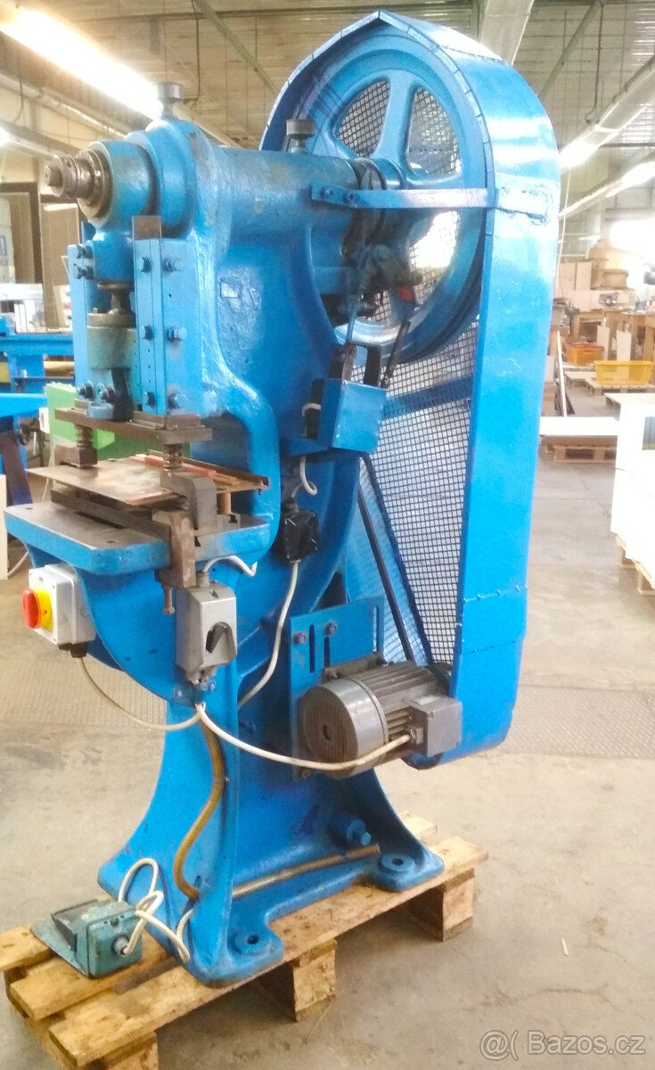 Vysekávací lis - levně - 3