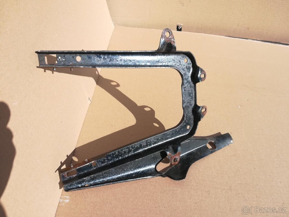 Podsedlový plech - 3