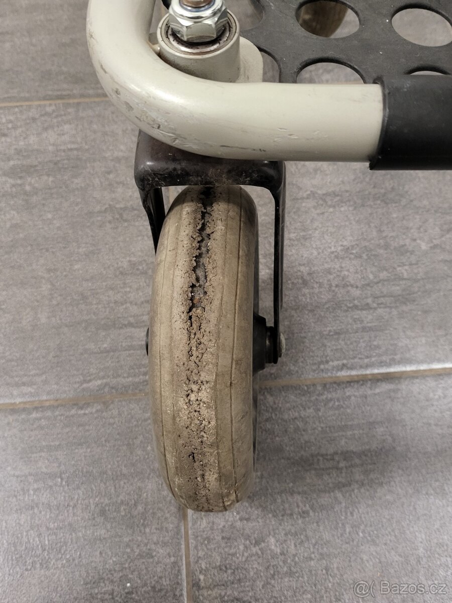 levné seniorské chodítko - 3