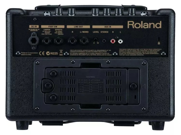 ROLAND AC 33 RW - 3