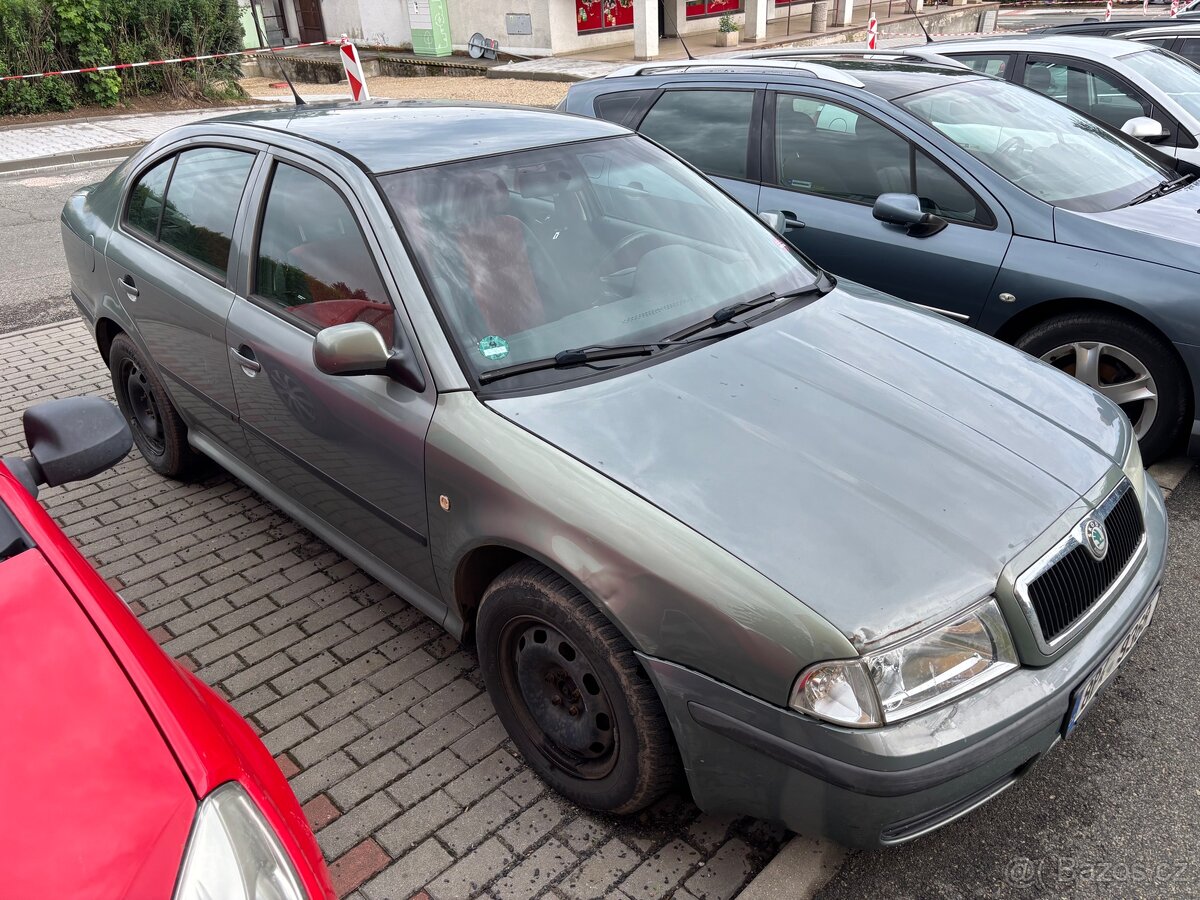 Škoda Octavia 1.6 MPI 2001 - 3
