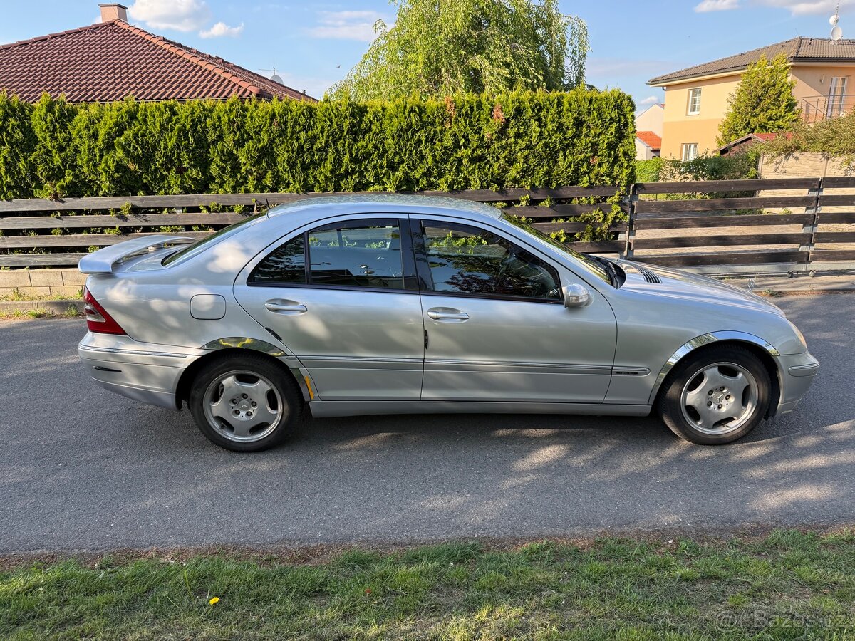 Mercedes-Benz C 200d w203 - 3