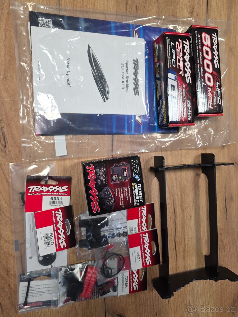 TRAXXAS SPARTAN s příslušenstvím - 3