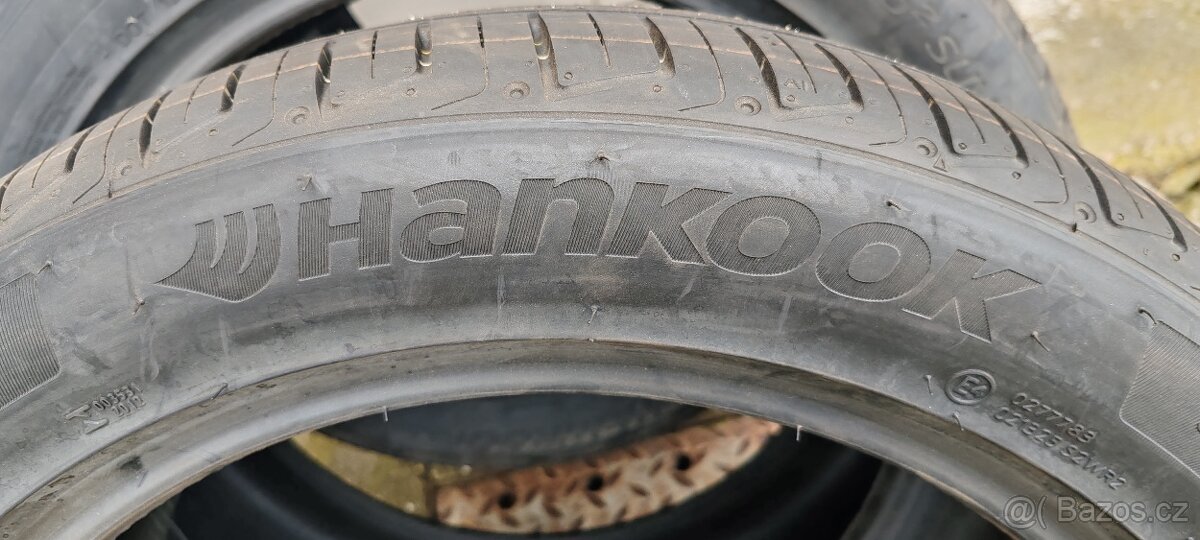 Pneu Hankook 235/50R19 - 3