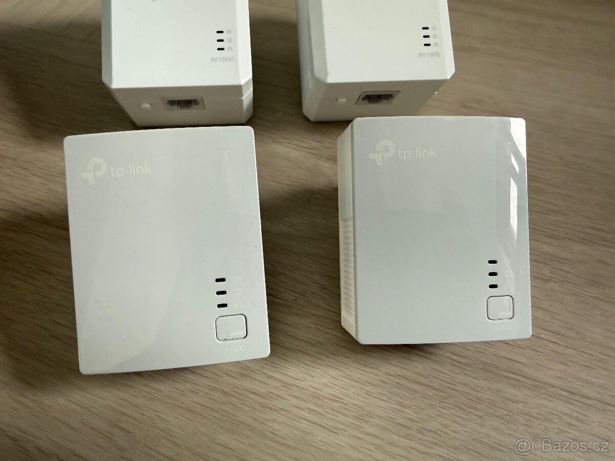 Set 4ks tp-link Powerline 1000 Mbp/s + 600 Mbp/s - 3