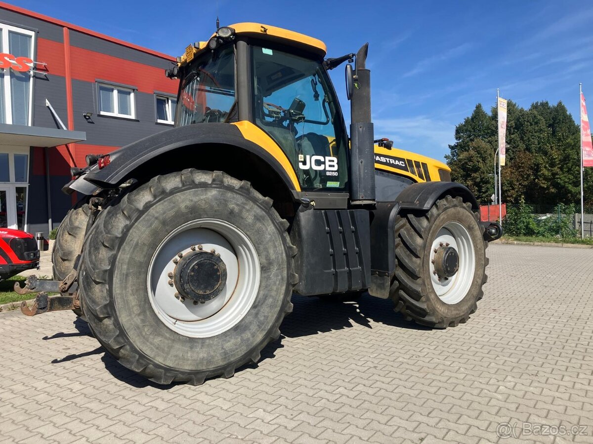 JCB Fastrac 8250 - 3