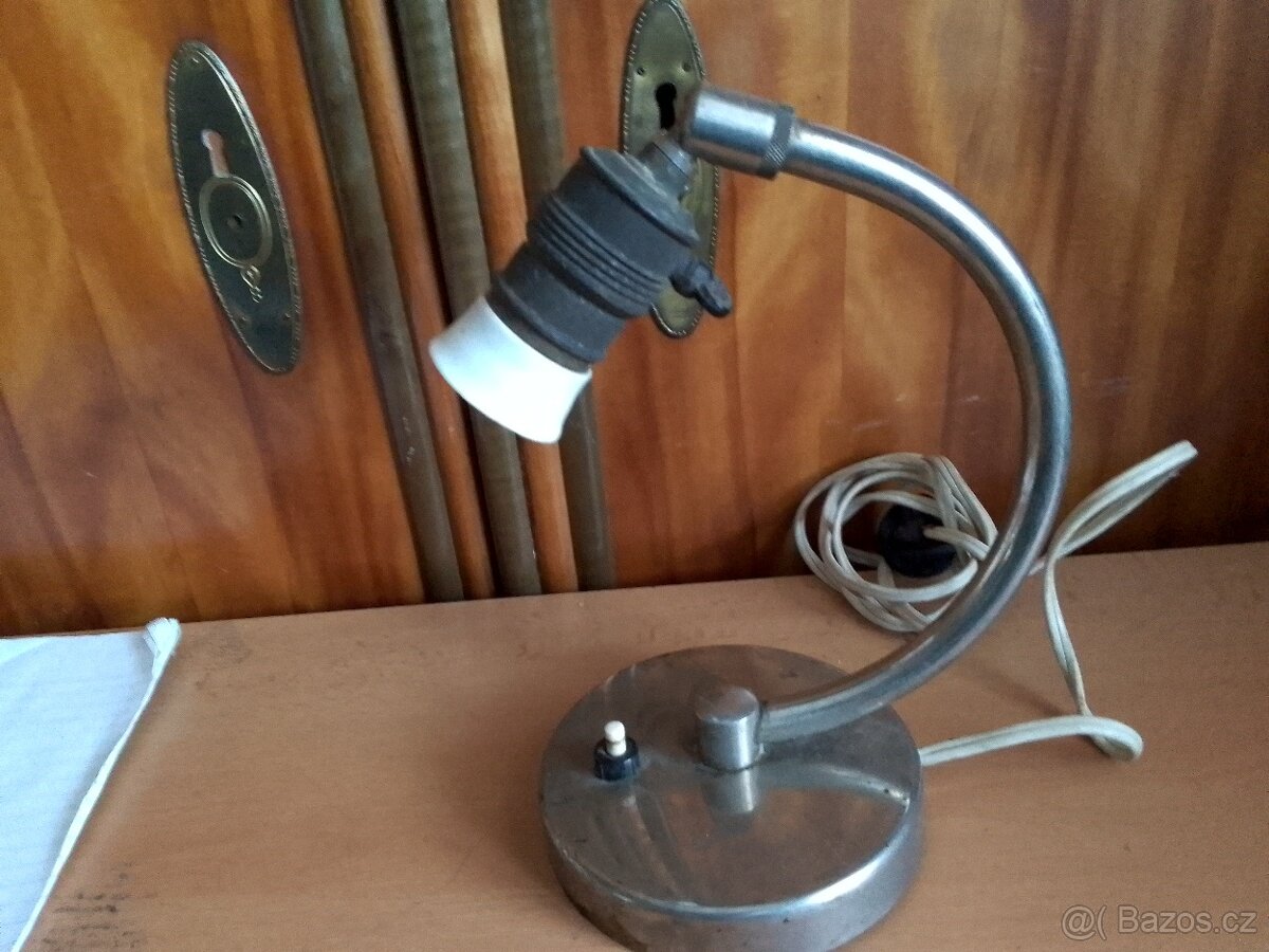 STARÁ STOLNÍ LAMPIČKA - 3