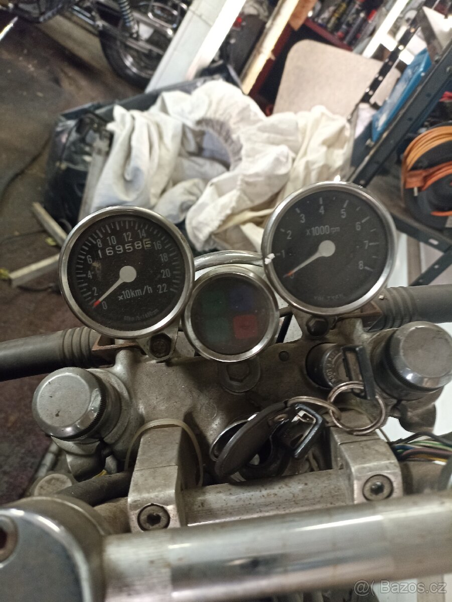 Prodám Honda 700 Magna - 3