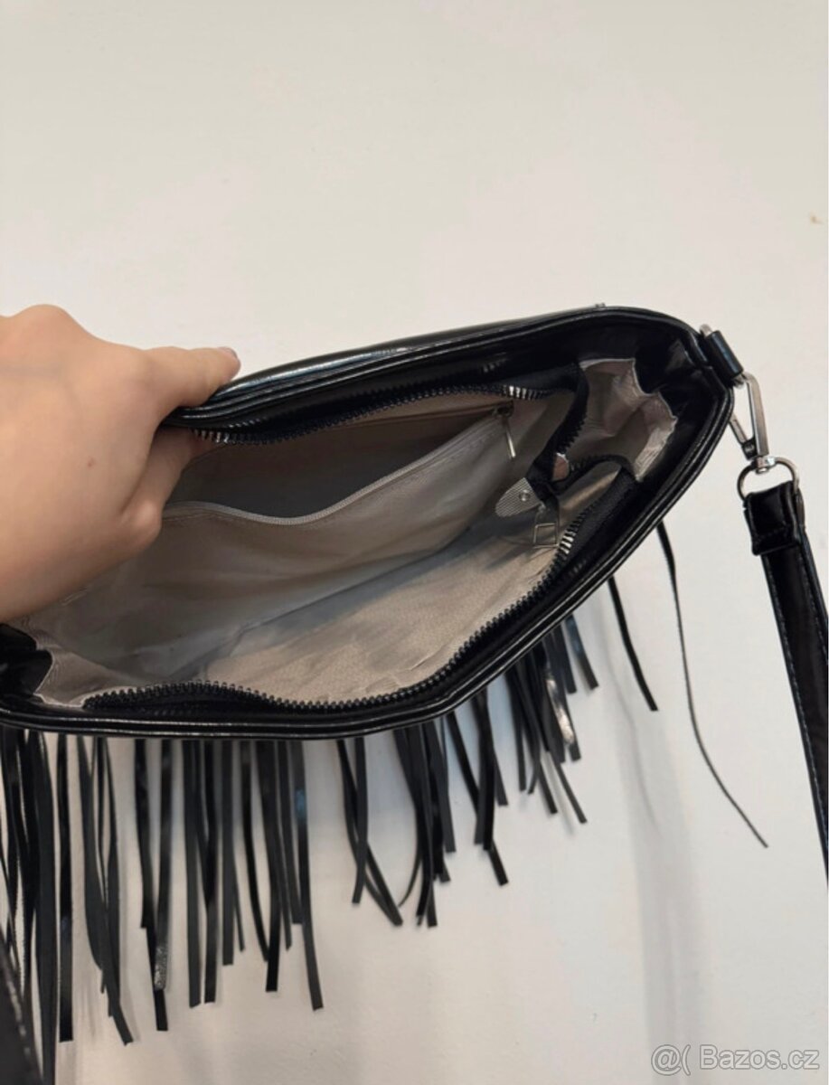 Kožená kabelka s třásněmi - 3