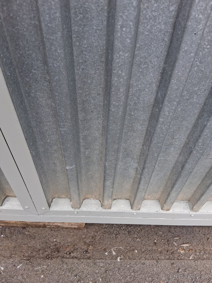 Plechova garáž 3,1x5m - 3