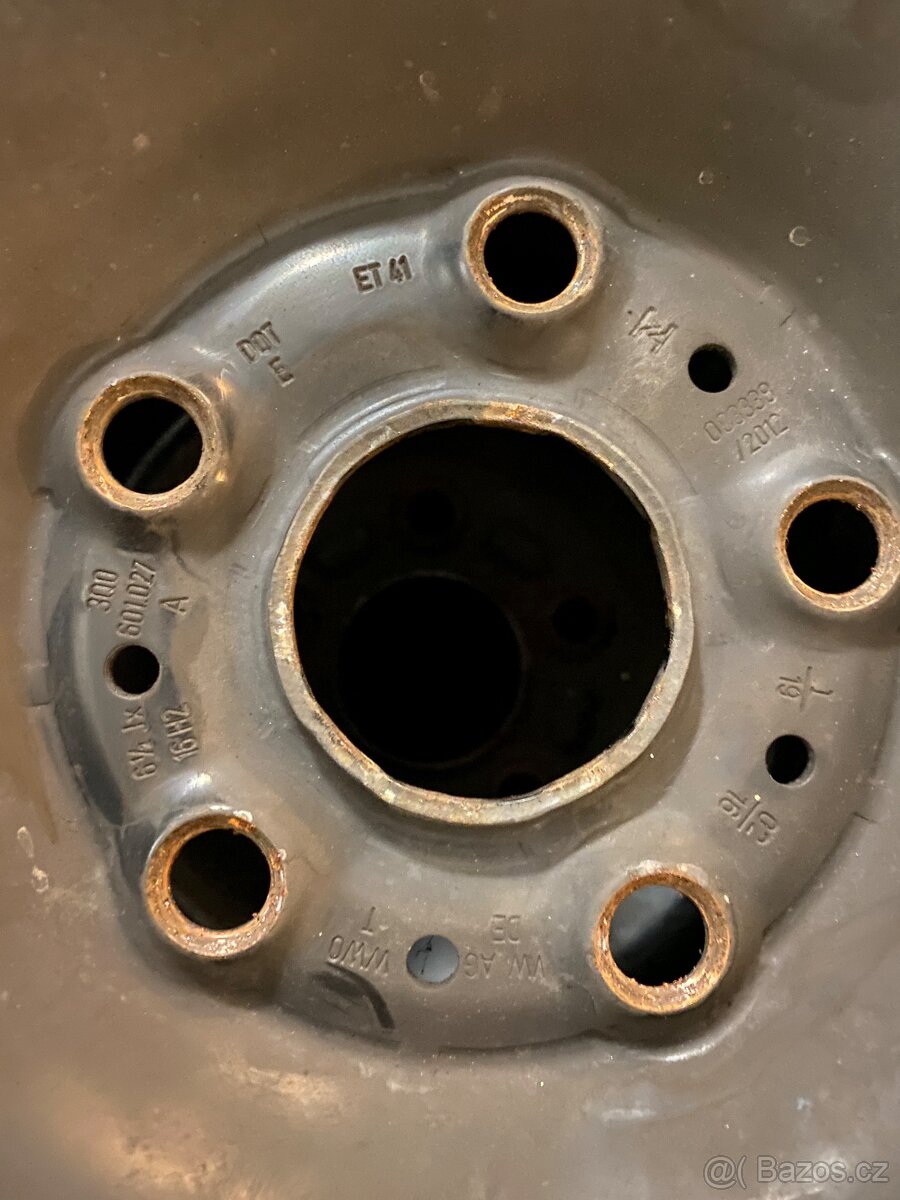 Plechové disky 16” 5x112 a zimní pneu 215/60/R16 - 3