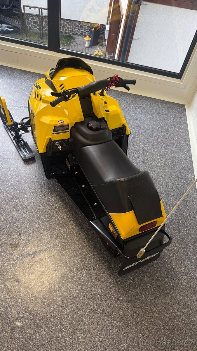 Dětský sněžný skútr Skidoo MXZ 120 - 3