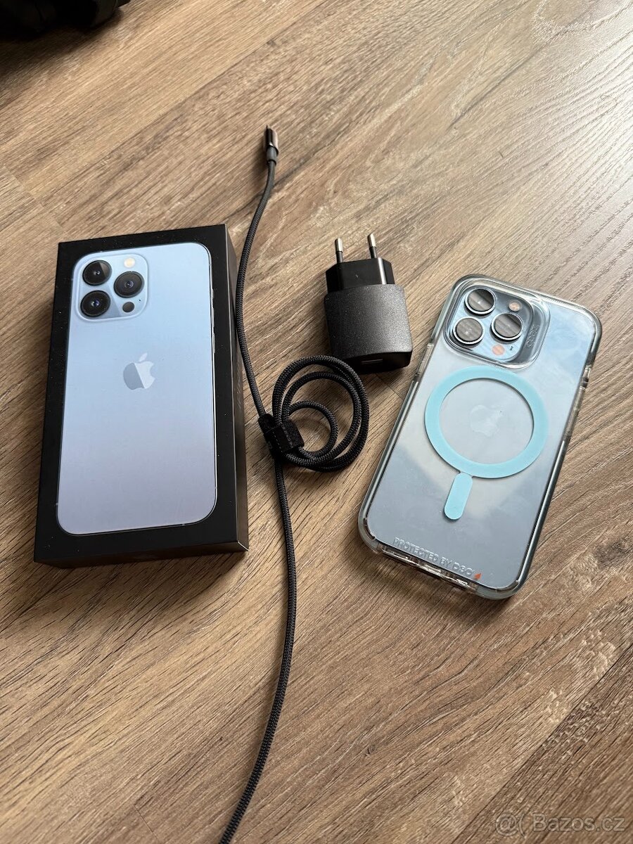 Prodám Apple iPhone 13 Pro 256GB - Světle Modrý - TOP STAV - 3