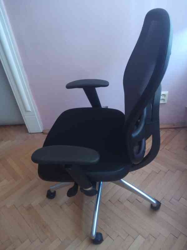 Kancelářské křeslo - 3