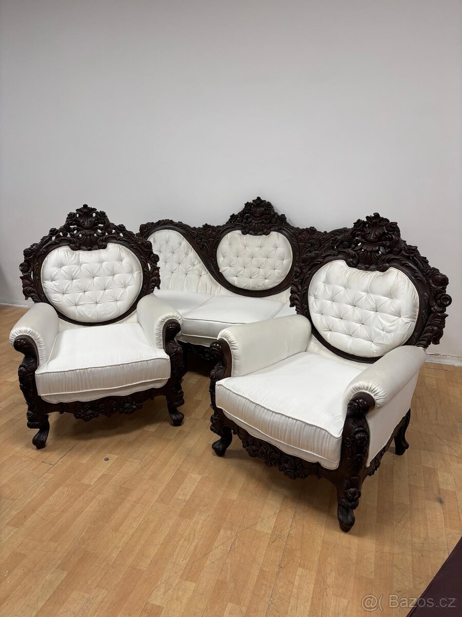 SEDAČKA V DREVENOM RÁME 3+1+1,NEROZŤAHOVACIA - 3