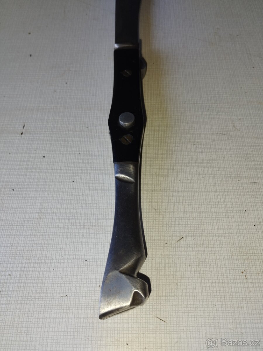 Vystřelovací nůž,, kopýtko,NVU - 3