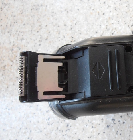 holicí strojek Philips + 2 sady břitů + kabel - 3