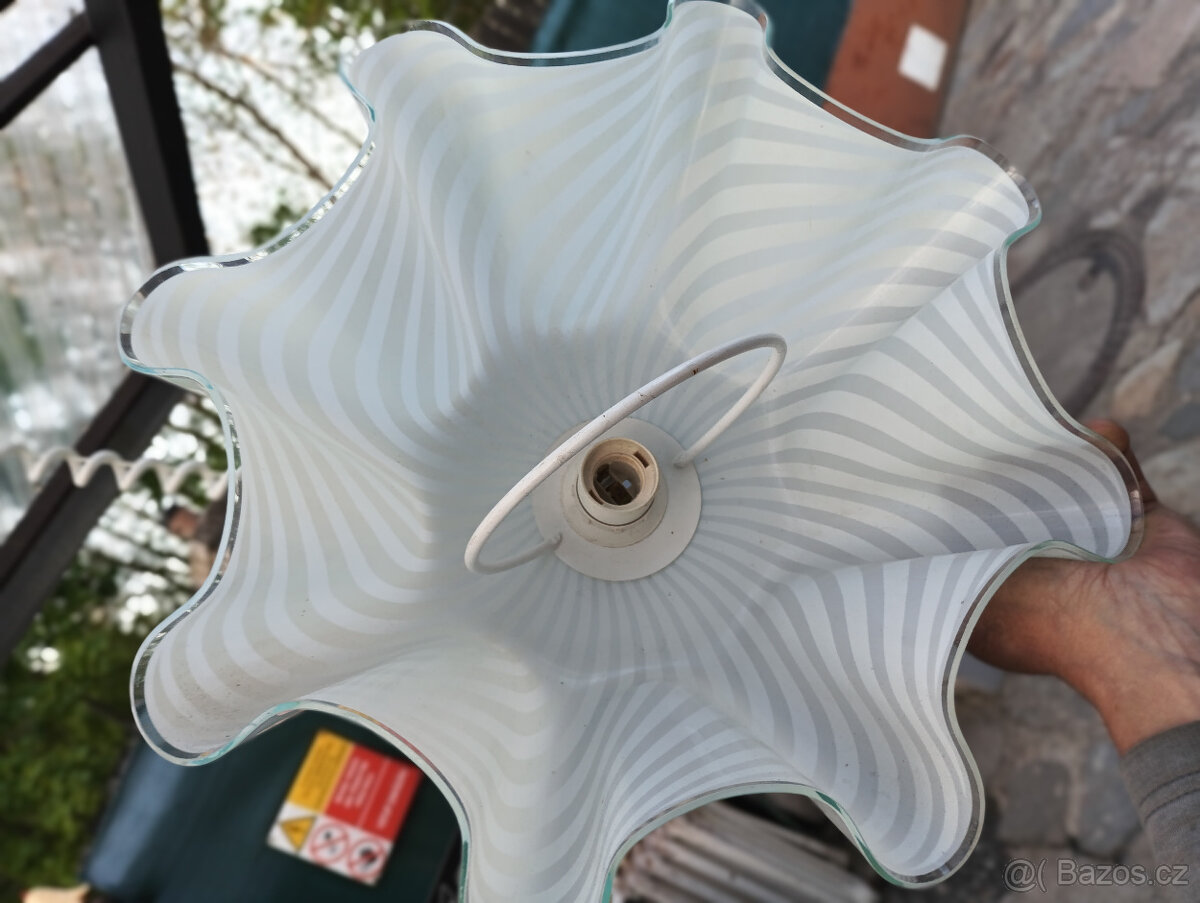 skleněný lustr - 3