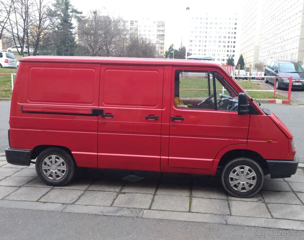 Renault Trafic 1.9 D 44 kW nádherný stav - 3