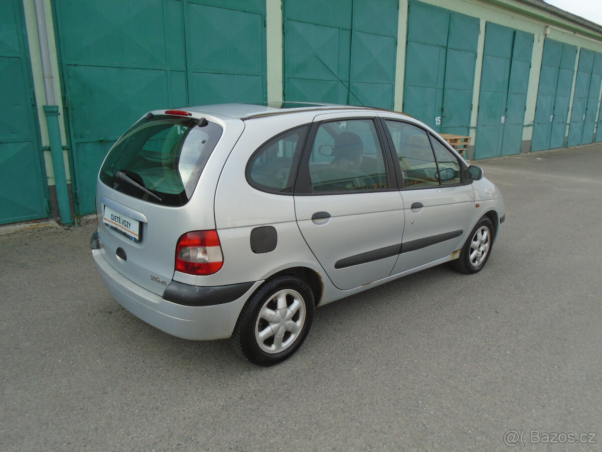 Renault Megane Scenic 1.6 16V - 3