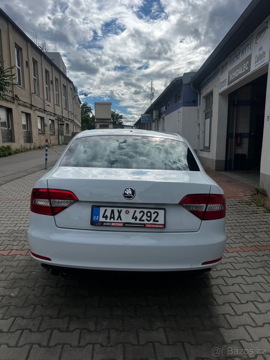 Skoda superb 2015 2.0 TDI - 3