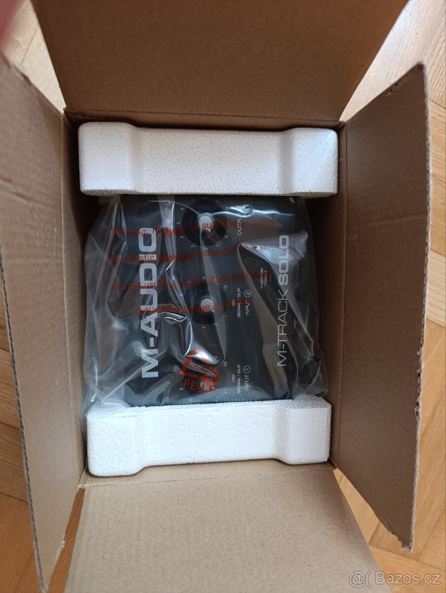 M-Audio M-Track SOLO - 3