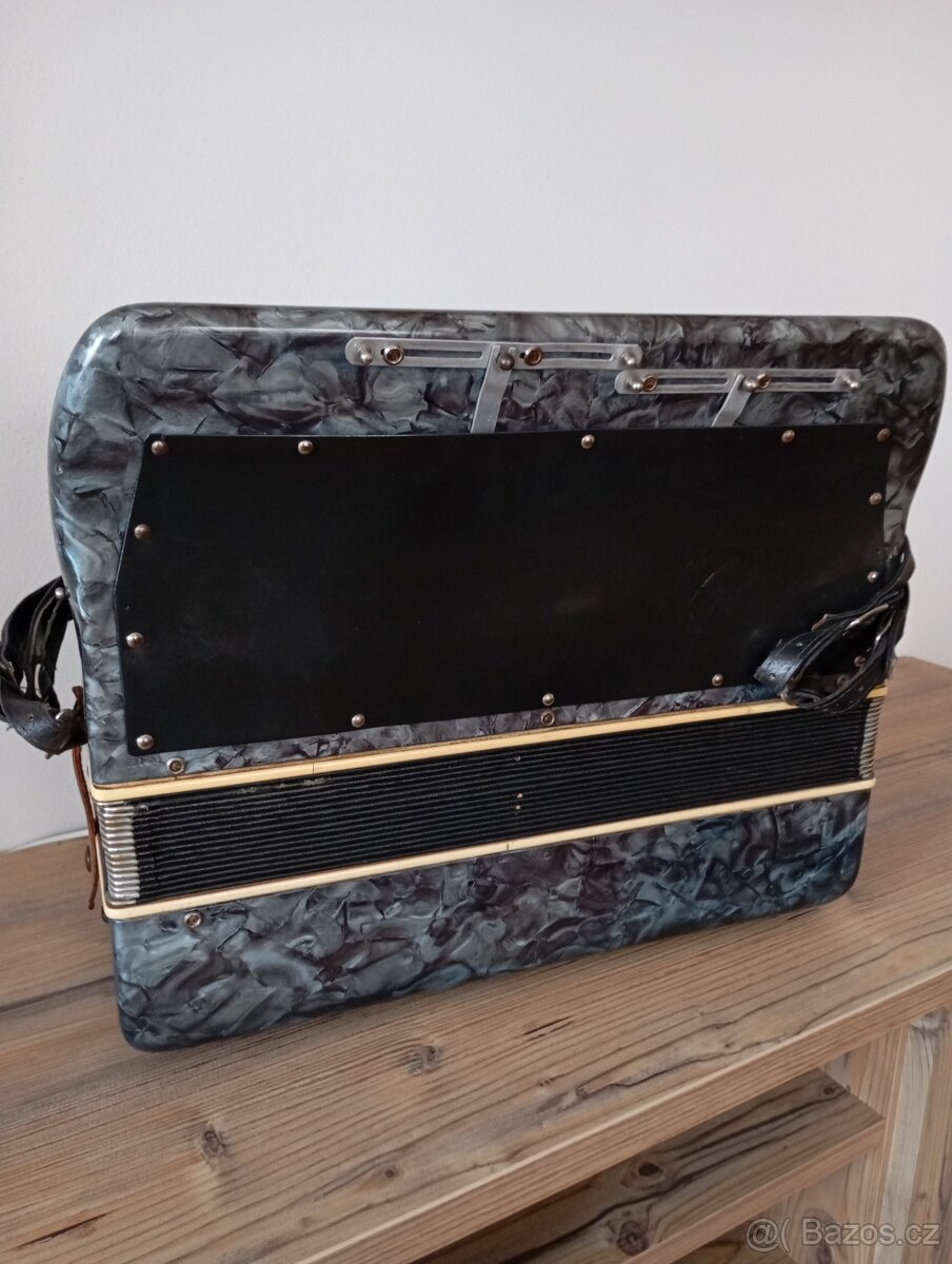 Ligna chromatika - 3