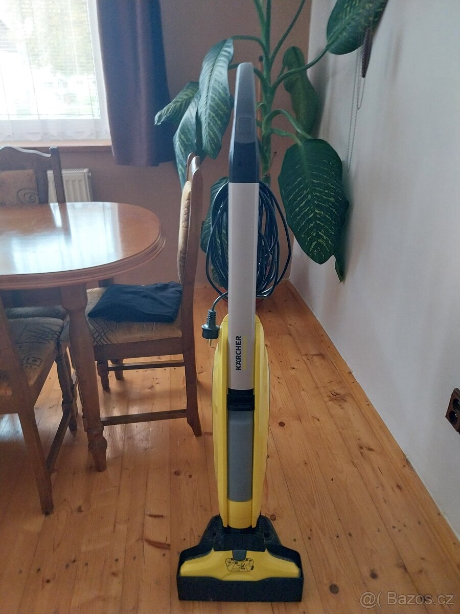 Podlahová myčka Kärcher - 3