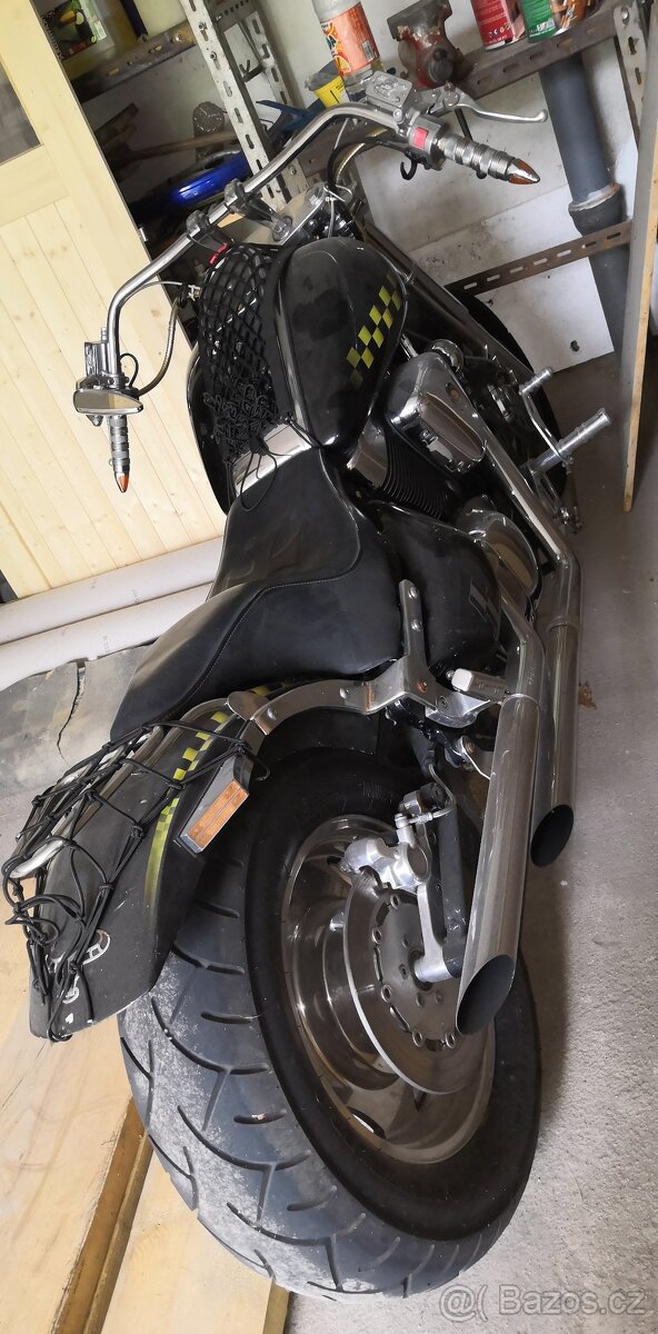 Suzuki introuder1500 - 3