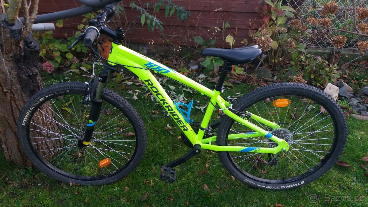 Zánovní Horské kolo Rockrider ST 100 můžu POSLAT s lehkým AL - 3