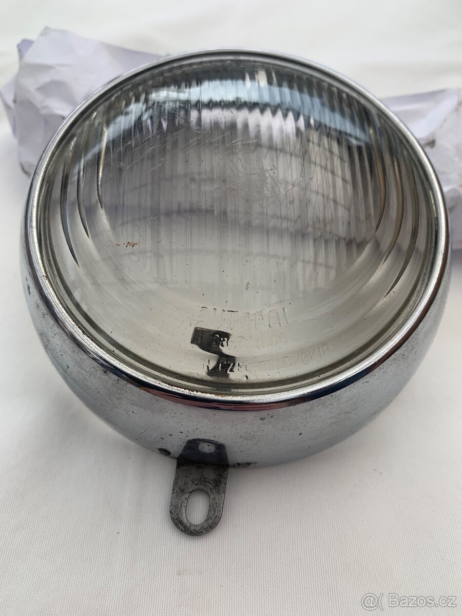 Prodám rámeček předního světlometu Jawa 550 - 3