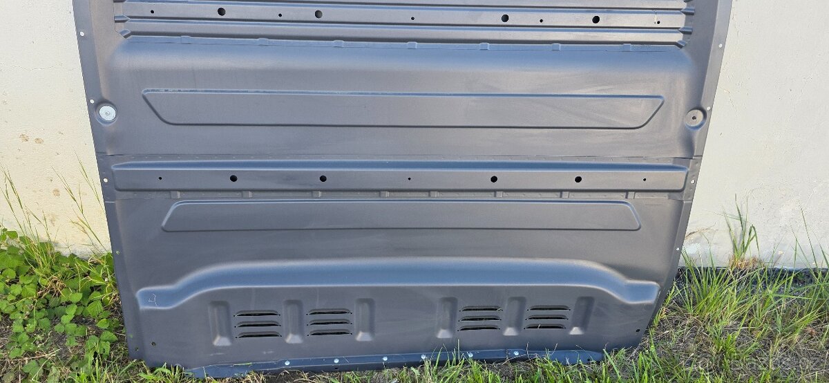 Zachovalá přepážka Sprinter W907/910 - 3