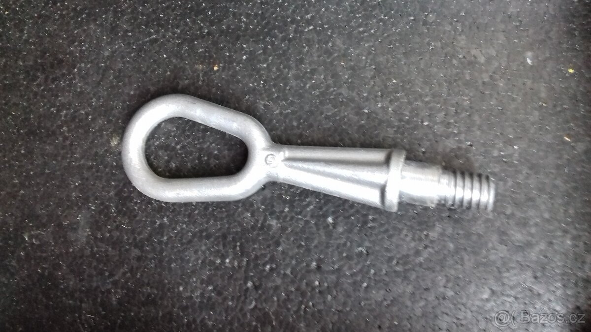 BMW X3 E83 2.0d Xdrive rok 2008 originální nářadí tažné oko - 3