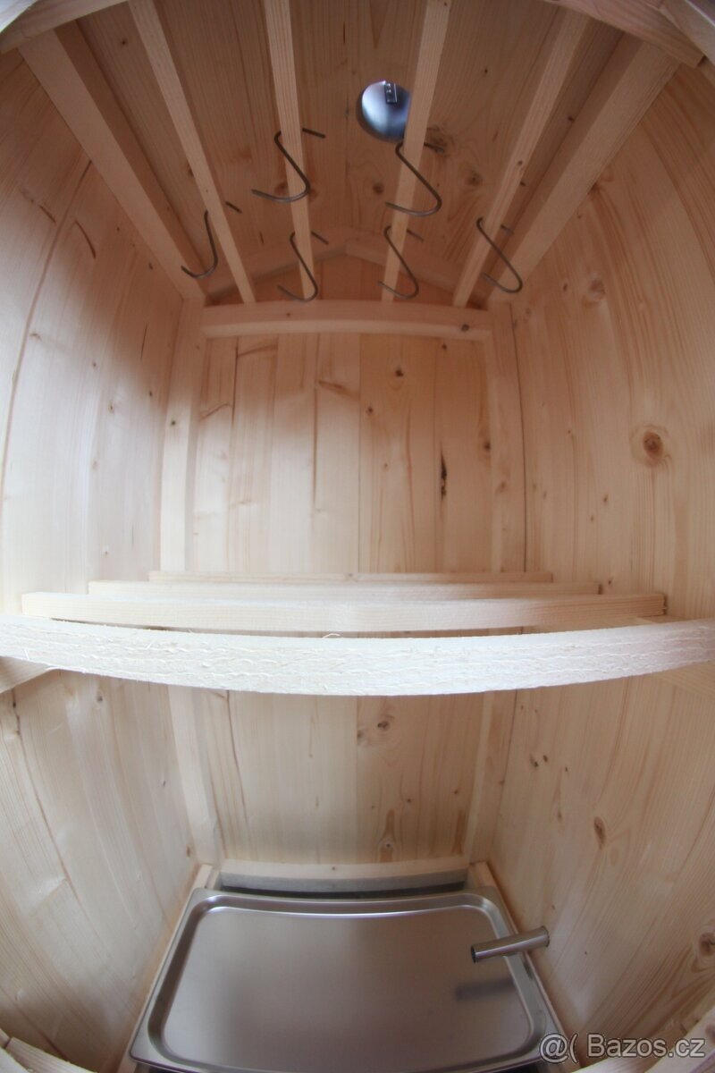 Dřevěná udírna s Dymboxem SKLADEM - 3