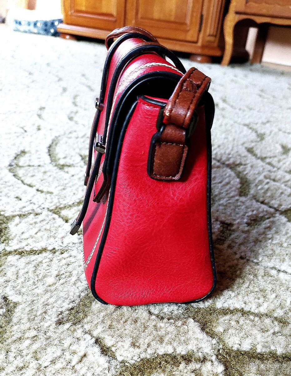 Nová kožená kabelka - 3