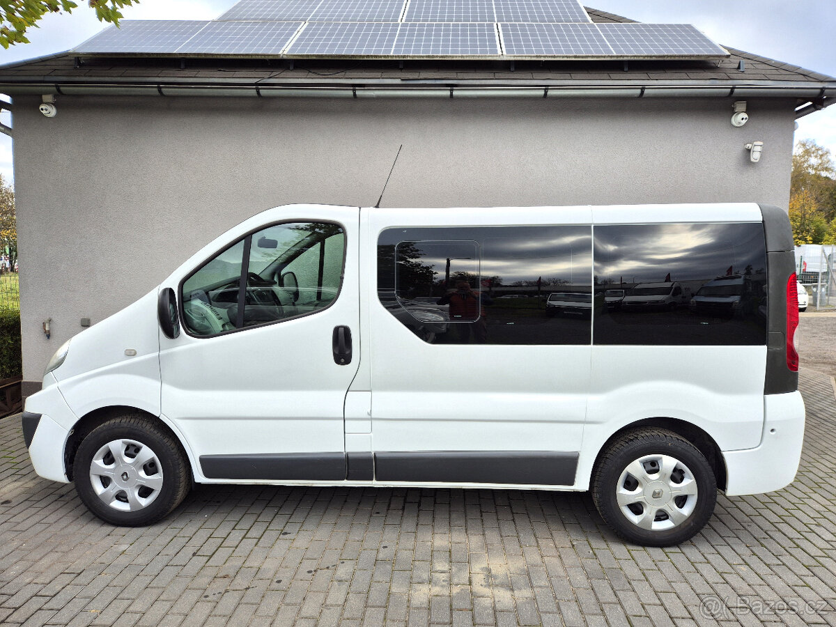 Renault Trafic 2,0 CDi 9 Míst Klima TZ 249.999Kč - 3