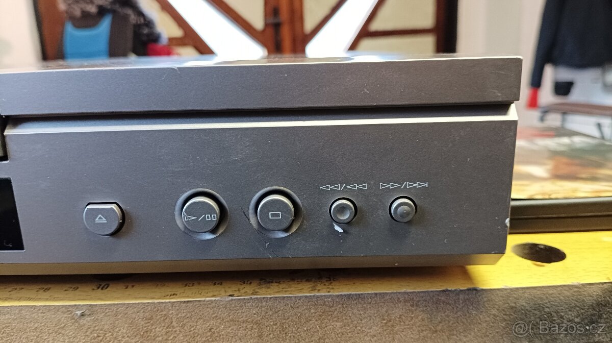 DVD přehrávač Yamaha. - 3